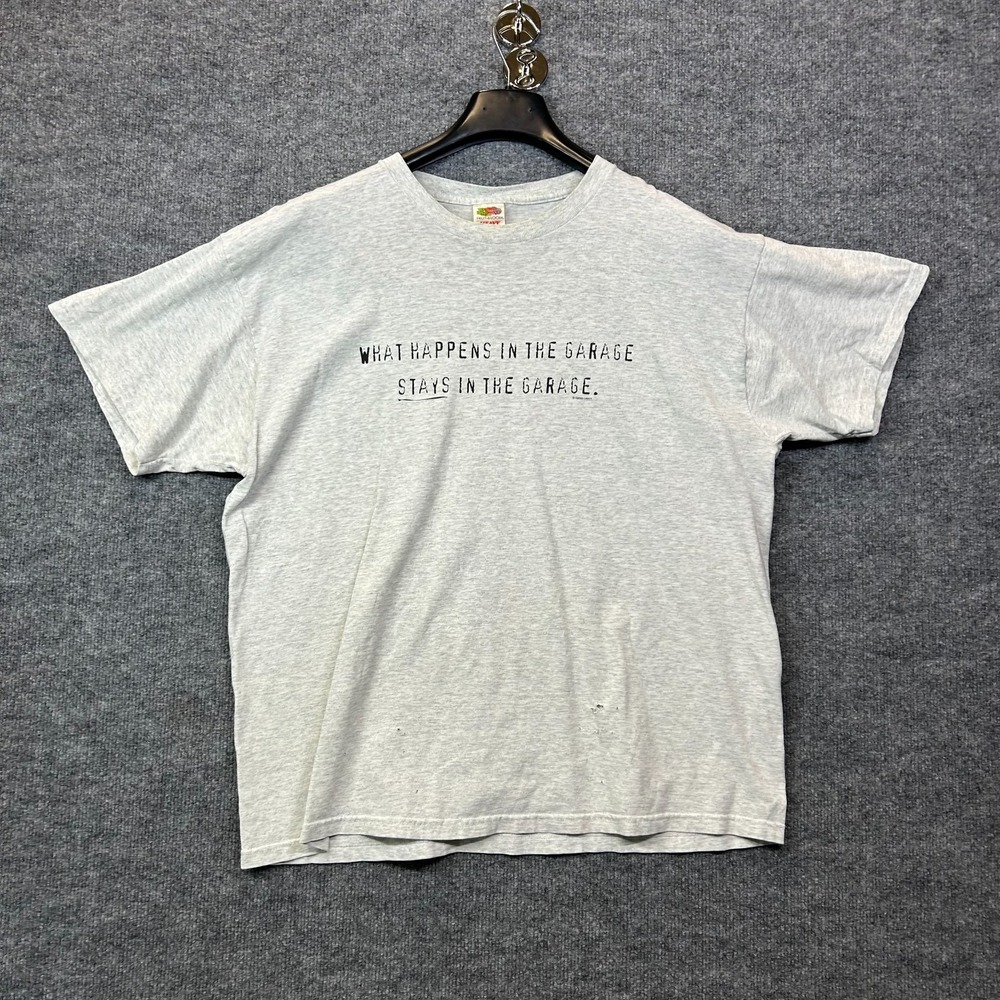Vintage What Happens In The‎ Garage Stays In The Garage T-Shirt Mens Gray - XL